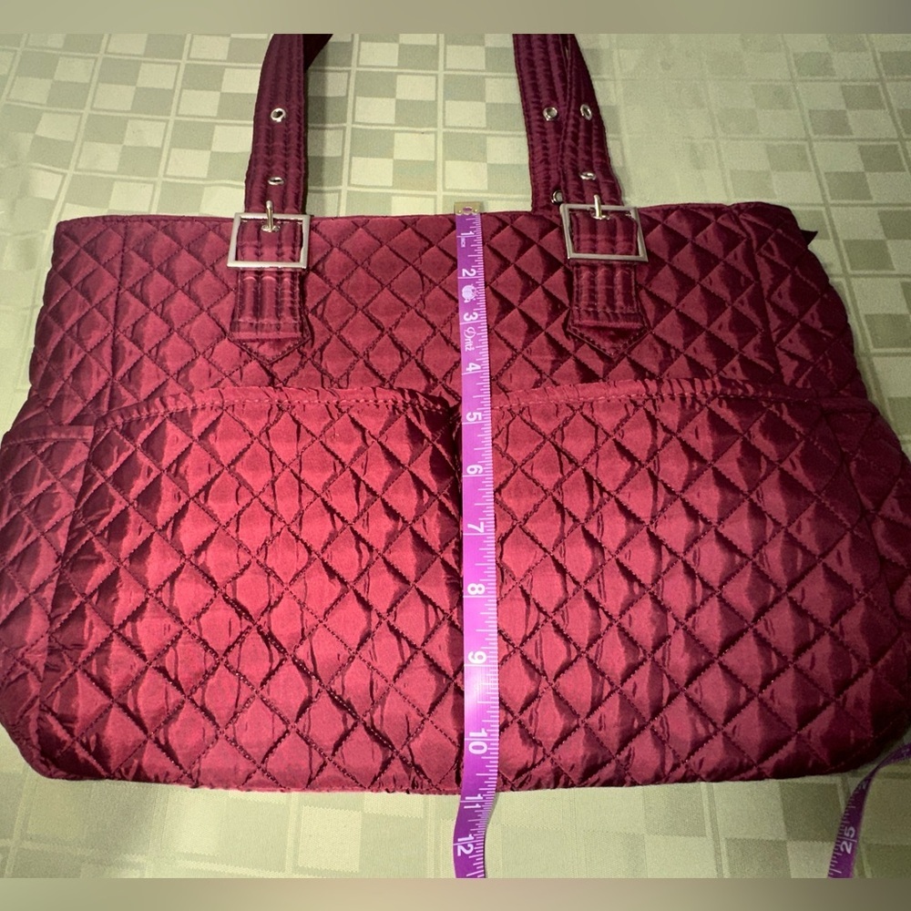 Discontinued Donna Sharp Quilted Tote with Double Handles - Picture 11 of 11